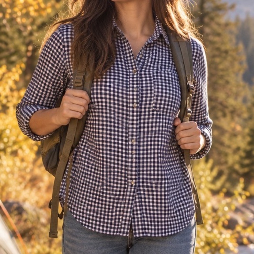 Mountain Hardwear Womens Large Blue White Gingham Plaid Crossover Back Shirt D1